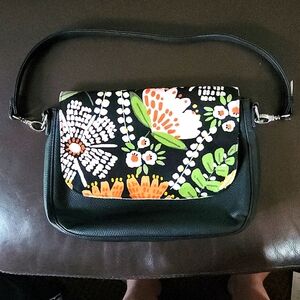 Thirty one shoulder bag